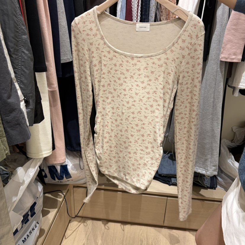 MONROE東大門代購女裝新品熱賣休閑真品時尚人氣長袖T恤小花MONROE長袖T恤圖色4米