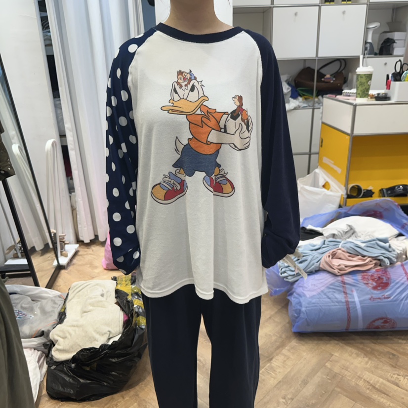 DE LINE東大門實拍女裝新品熱賣時尚休閑真品人氣長袖T恤DE LINE長袖T恤圖色2