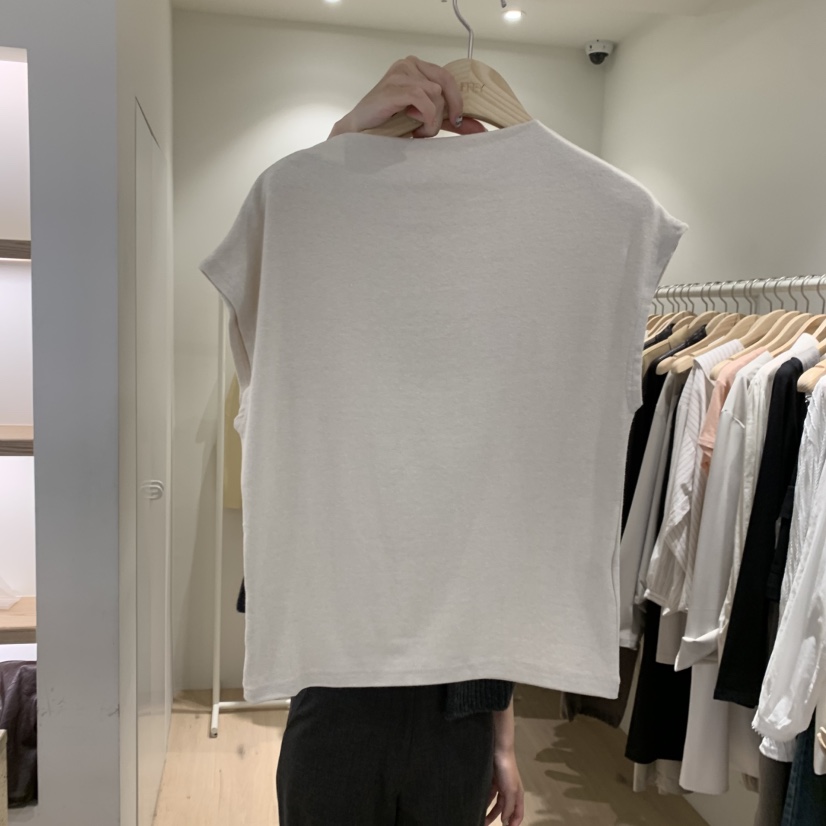 LIFFEY東大門直郵女裝新品推薦熱賣真品人氣時尚T恤半領高領LIFFEYT恤圖色1米