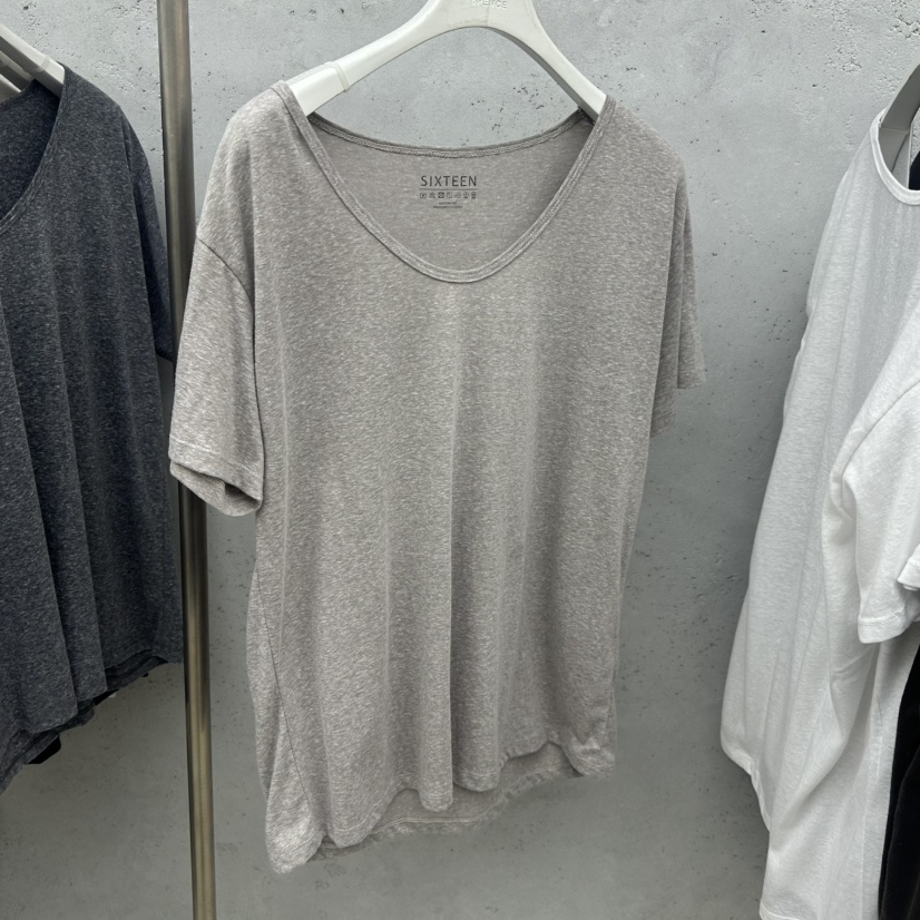 SIXTEEN韓國直郵女裝新品休閑推薦真品人氣熱賣時尚T恤SIXTEENT恤圖色2