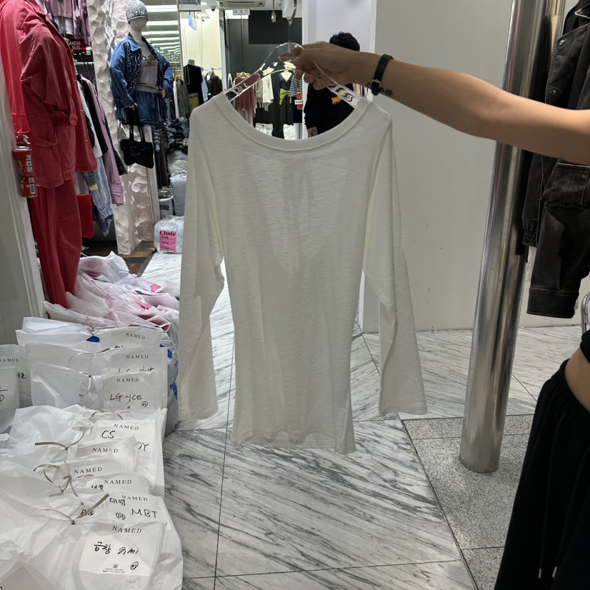VIRKIN東大門實拍女士新品時尚推薦真品人氣熱賣休閑長袖T恤VIRKIN長袖T恤圖色1
