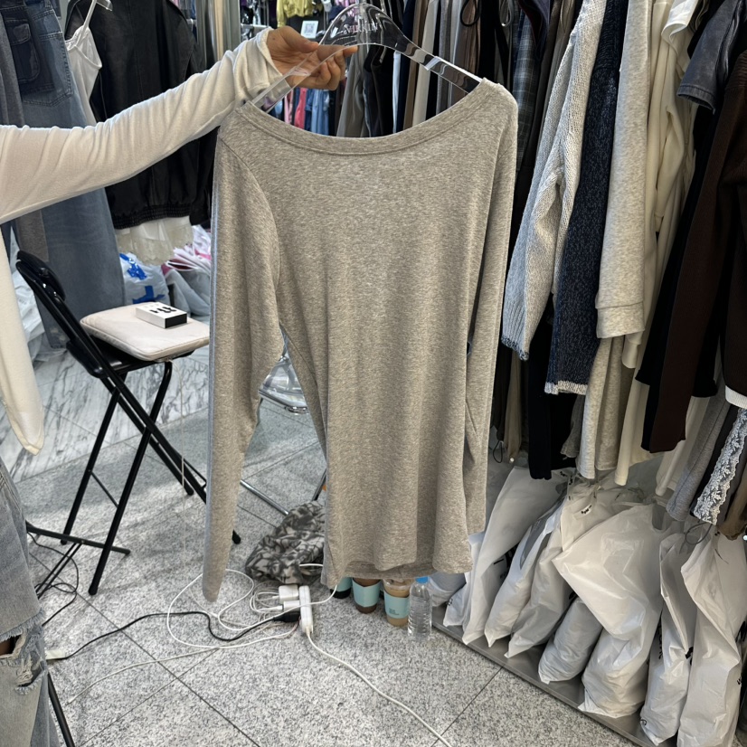 VIRKIN東大門實拍女士新品時尚推薦真品人氣熱賣休閑長袖T恤VIRKIN長袖T恤圖色2
