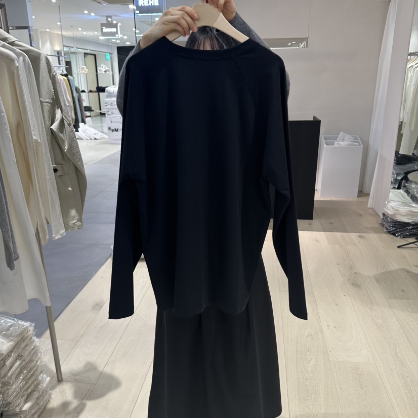 REHE東大門實拍女士新品推薦時尚人氣休閑長袖T恤插肩寬松REHE長袖T恤