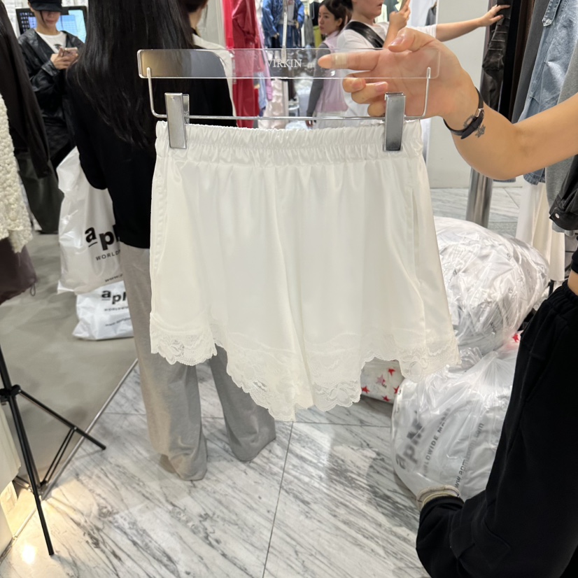 VIRKIN韓國直郵女裝新品人氣熱賣休閑推薦時尚真品短褲蕾絲VIRKIN短褲圖色1