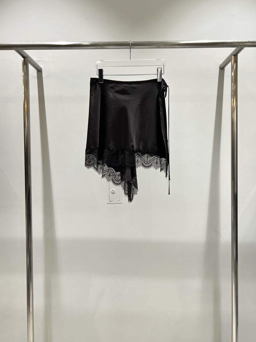 CESTLAVIE韓國代購女裝新品時尚休閑短裙裹身裙蕾絲絲綢鵝CESTLAVIE短裙