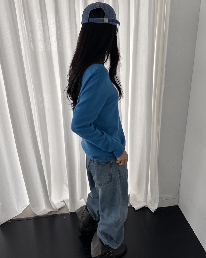 HOWDY/FACT THE NERD東大門直郵女士新款熱賣牛仔褲折疊HOWDY/FACT THE NERD牛仔褲