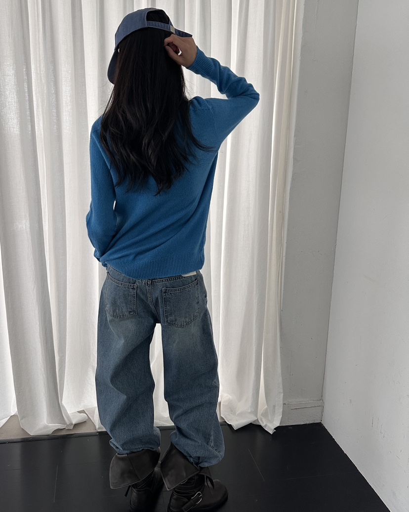 HOWDY/FACT THE NERD東大門直郵女士新款熱賣牛仔褲折疊HOWDY/FACT THE NERD牛仔褲