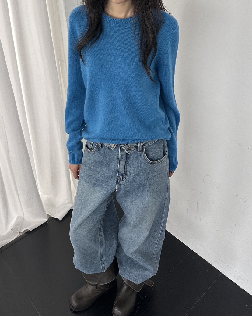 HOWDY/FACT THE NERD東大門直郵女士新款熱賣牛仔褲折疊HOWDY/FACT THE NERD牛仔褲