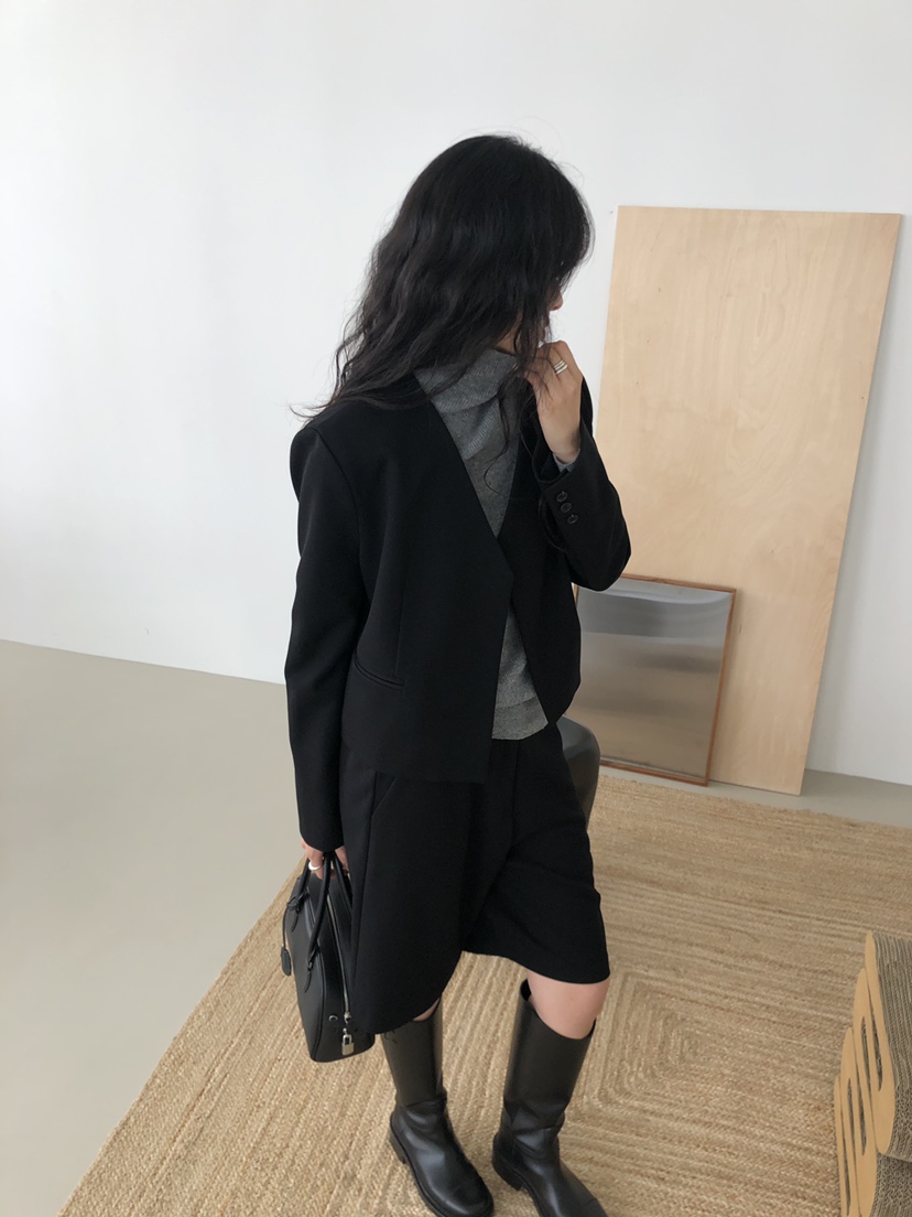 LE VASE東大門實拍女裝新款真品熱賣推薦人氣夾克不含內搭LE VASE夾克圖色2