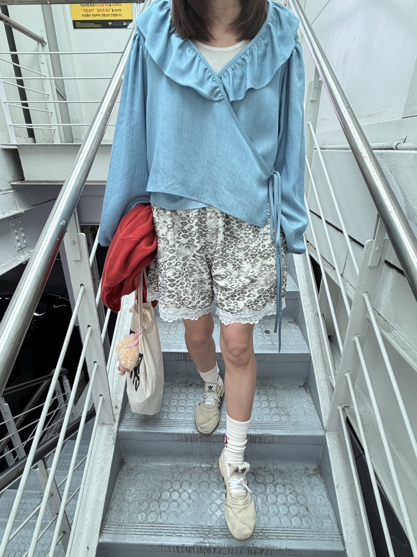 FRANC—L東大門實拍女裝新品人氣熱賣時尚真品襯衫蕾絲衫FRANC襯衫/蕾絲衫