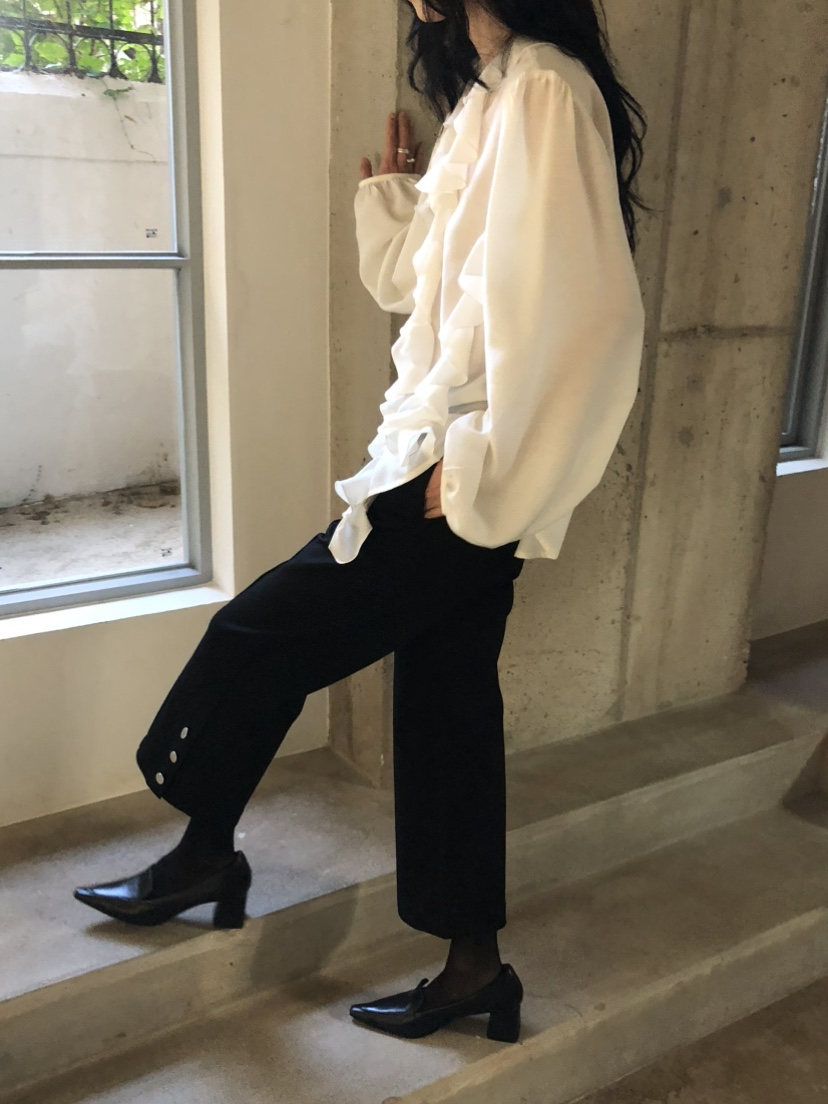 MOVENNE東大門代購女裝新款休閑時尚熱賣真品推薦襯衫蕾絲衫MOVENNE襯衫/蕾絲衫