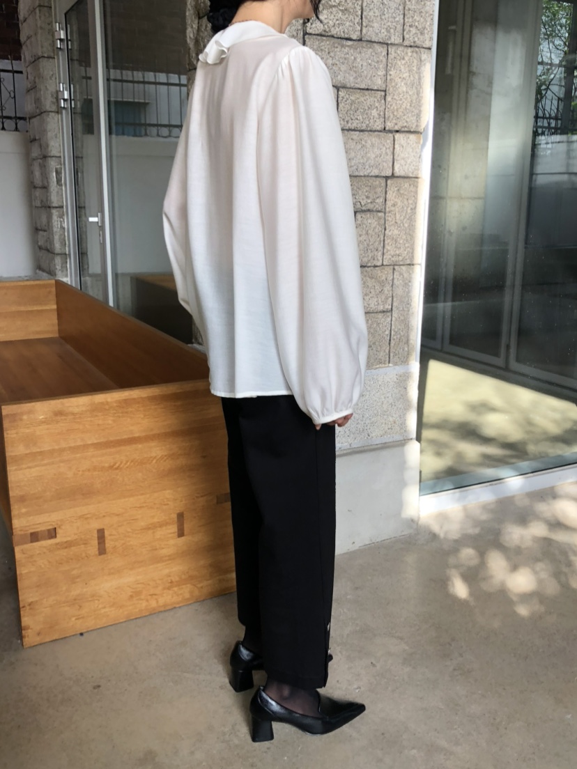 MOVENNE東大門代購女裝新款休閑時尚熱賣真品推薦襯衫蕾絲衫MOVENNE襯衫/蕾絲衫