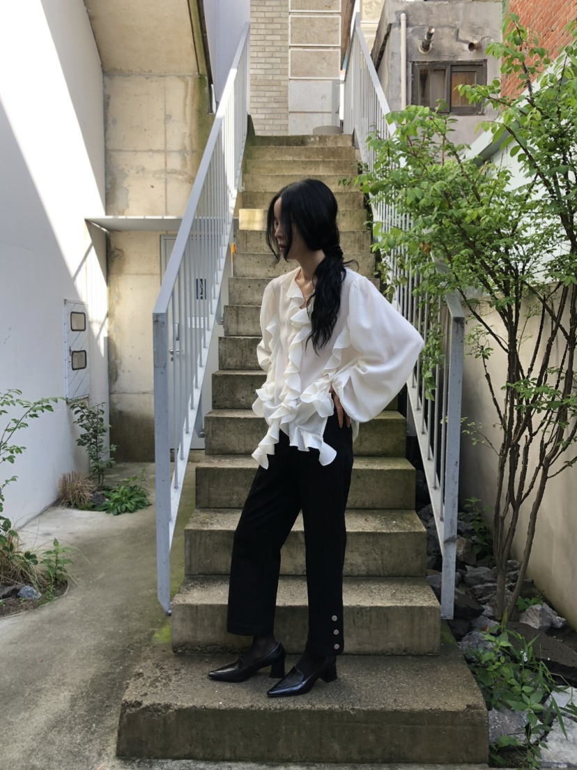 MOVENNE東大門代購女裝新款休閑時尚熱賣真品推薦襯衫蕾絲衫MOVENNE襯衫/蕾絲衫