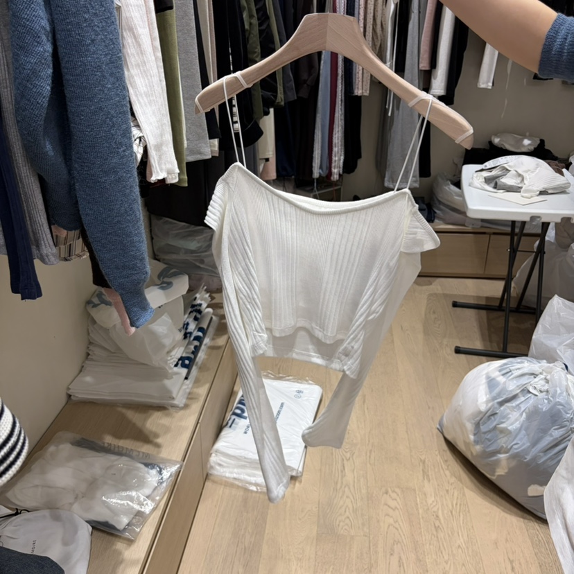MONROE韓國直郵女裝新品人氣熱賣真品推薦休閑時尚長袖T恤MONROE長袖T恤
