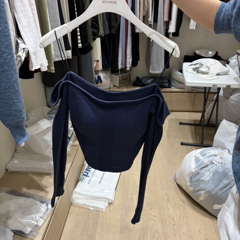 MONROE韓國直郵女裝新品人氣熱賣真品推薦休閑時尚長袖T恤MONROE長袖T恤圖色3深藍色