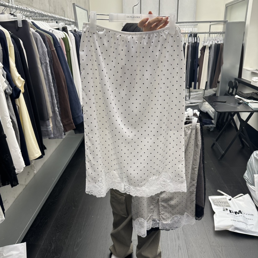 OUTLANDER東大門代購女裝新款時尚人氣真品熱賣半身裙中短裙OUTLANDER半身裙/中短裙圖色1