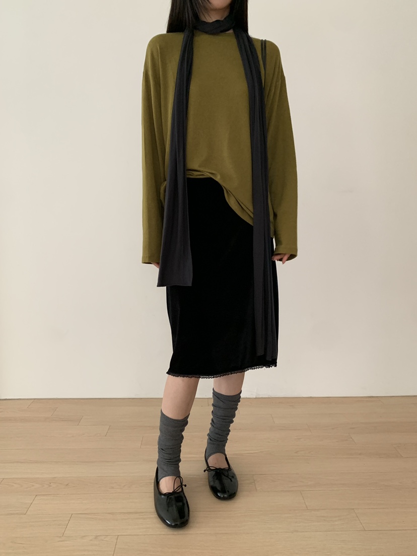 B_GARDER東大門實拍女士新品真品半身裙中短裙天鵝絨蕾絲B.GARDER半身裙/中短裙