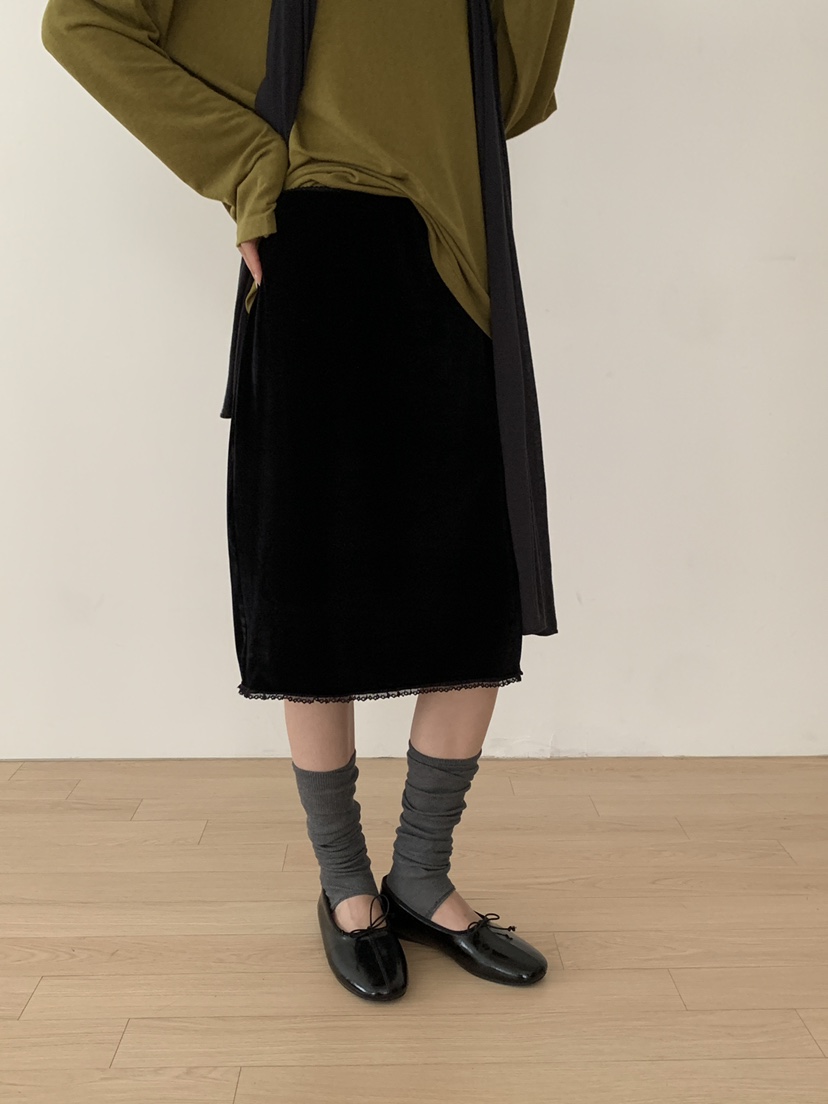 B_GARDER東大門實拍女士新品真品半身裙中短裙天鵝絨蕾絲B.GARDER半身裙/中短裙圖色2黑色