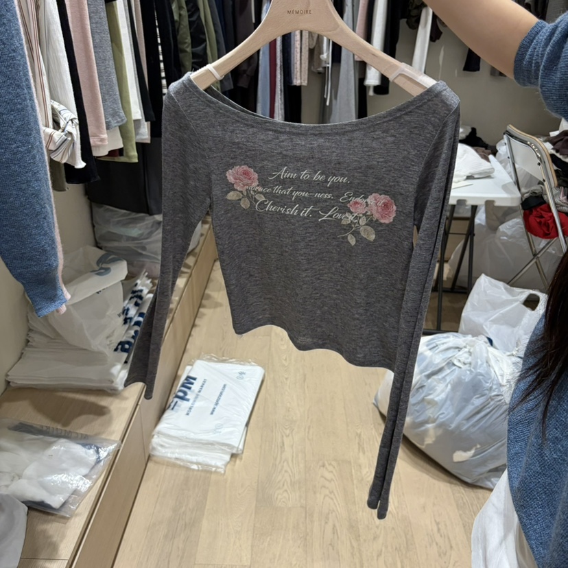 MONROE東大門實拍女士新款時尚真品人氣推薦熱賣休閑長袖T恤MONROE長袖T恤圖色2