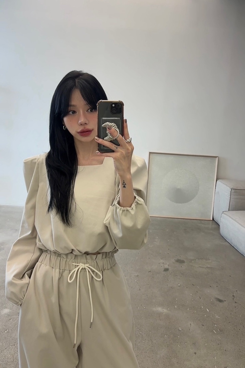 AMUSE SEOUL韓國代購女士新款時尚推薦真品熱賣襯衫蕾絲衫AMUSE SEOUL襯衫/蕾絲衫
