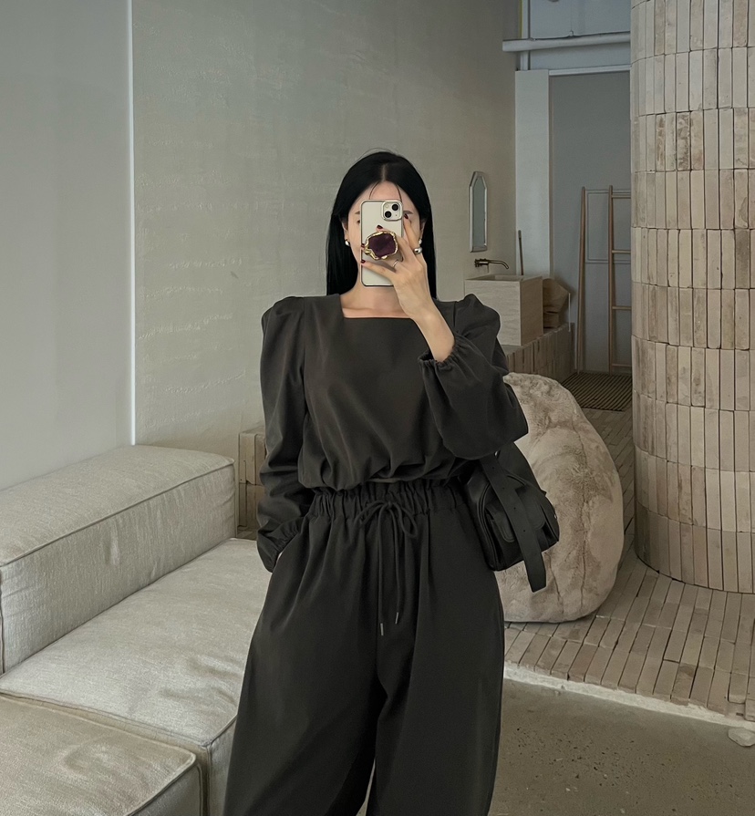 AMUSE SEOUL韓國代購女士新款時尚推薦真品熱賣襯衫蕾絲衫AMUSE SEOUL襯衫/蕾絲衫