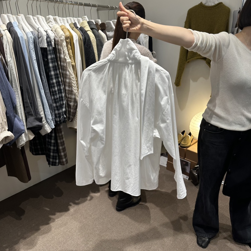 OVERTAKE韓國代購女士新品休閑真品時尚推薦人氣襯衫蕾絲衫OVERTAKE襯衫/蕾絲衫