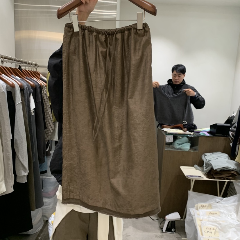 CHAE韓國代購女士新品人氣時尚熱賣真品推薦半身裙中短裙CHAE半身裙/中短裙圖色1