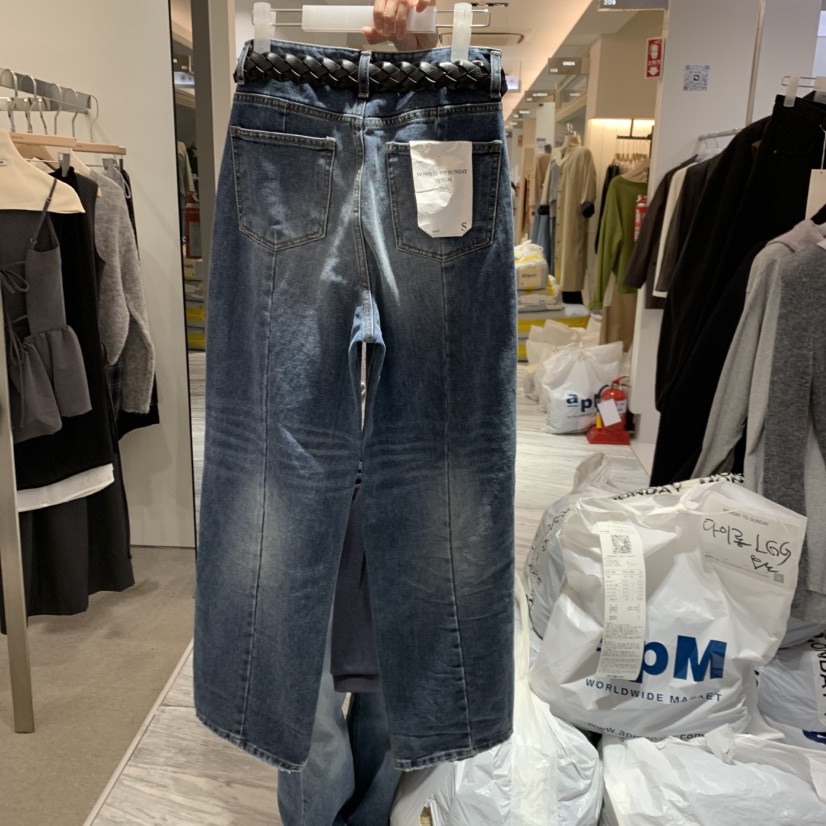 MONDAY TO SUNDAY韓國代購女裝新款真品休閑牛仔褲鏤空MONDAY TO SUNDAY牛仔褲