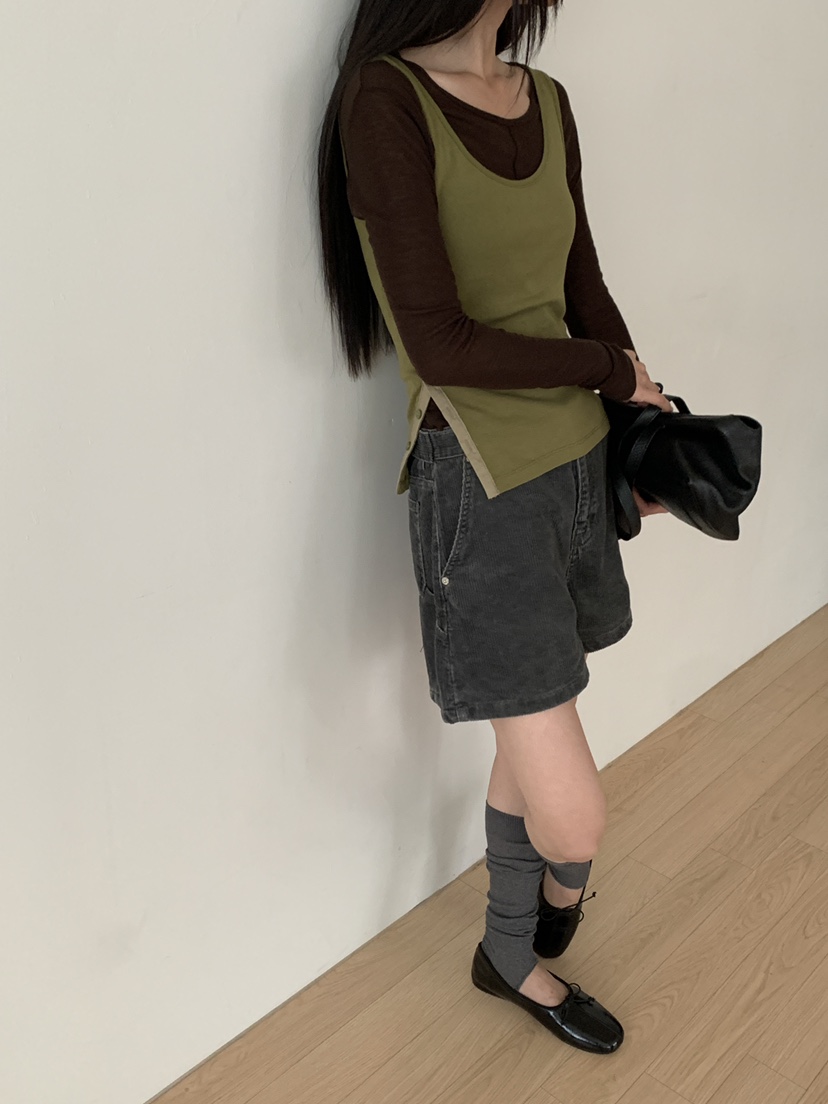 B_GARDER東大門實拍女士新品熱賣推薦人氣真品短褲燈芯絨B.GARDER短褲