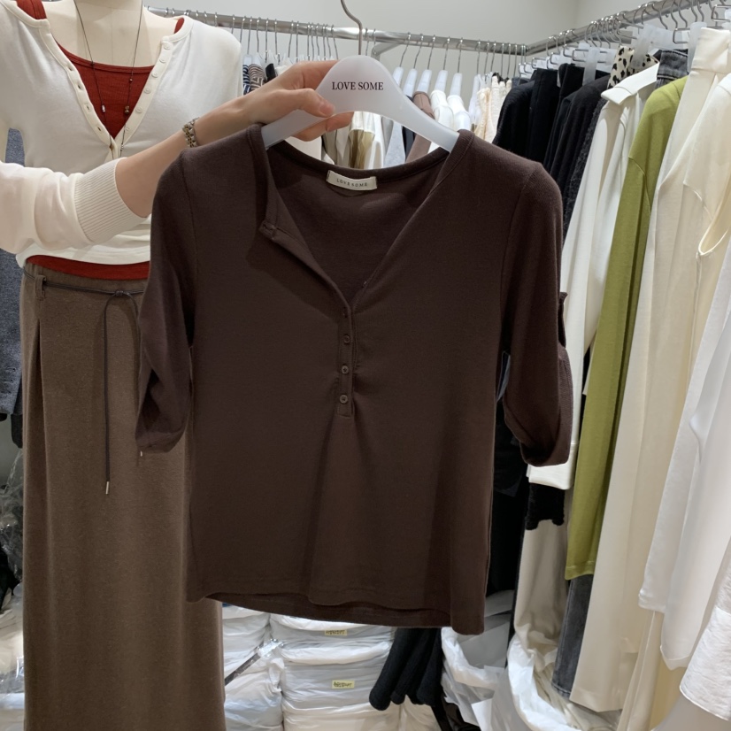 LOVE SOME東大門實拍女裝新品真品熱賣人氣休閑推薦T恤羊毛LOVE SOMET恤圖色2
