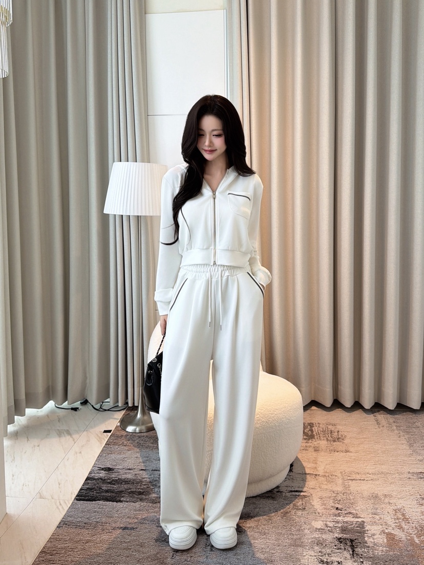 CLOTH韓國直郵女士新款人氣休閑真品推薦熱賣套裝拉鏈連帽CLOTH套裝