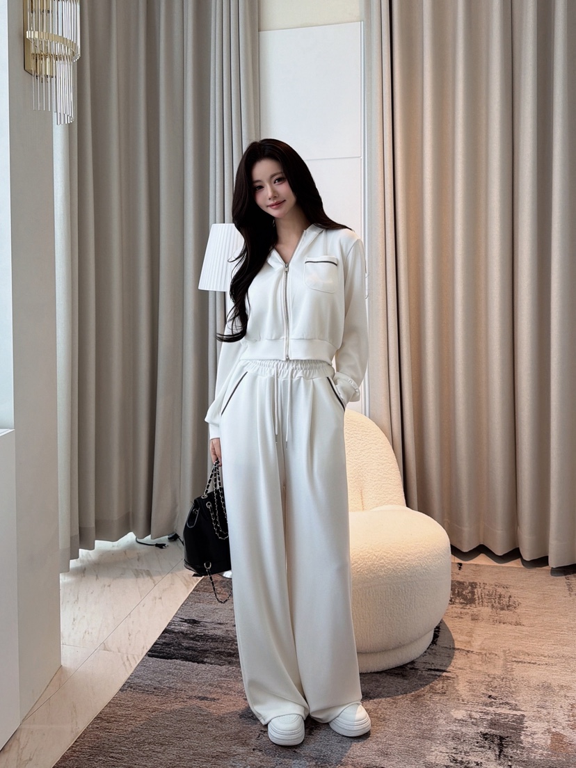 CLOTH韓國直郵女士新款人氣休閑真品推薦熱賣套裝拉鏈連帽CLOTH套裝圖色1