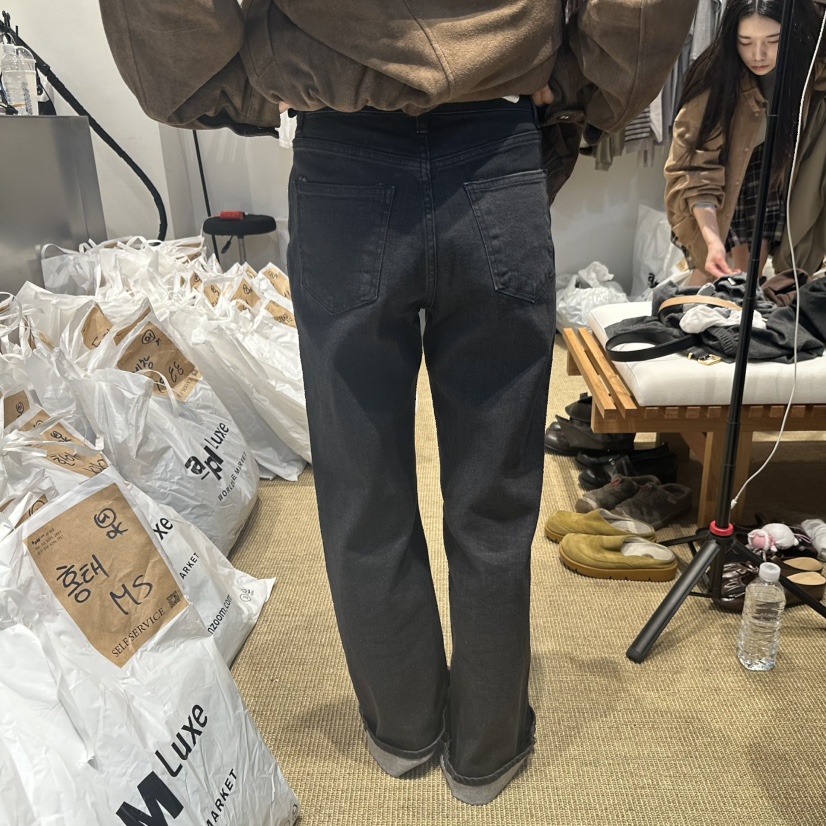 SELF SERVICE/MASOF東大門實拍女裝新品真品牛仔褲喇叭褲黑色SELF SERVICE/MASOF牛仔褲