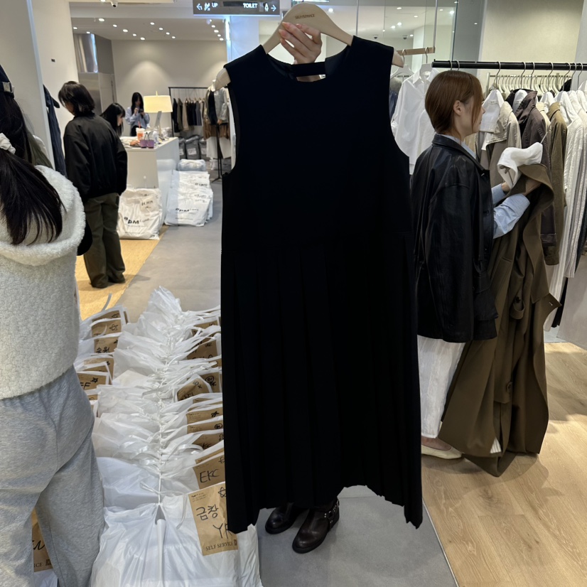 SELF SERVICE/MASOF東大門實拍女士新款時尚推薦連衣裙OPSSELF SERVICE/MASOF連衣裙圖色2黑色