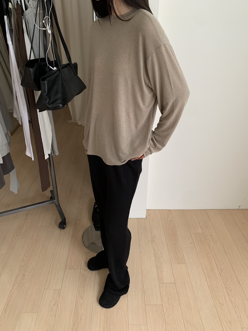 B_GARDER東大門實拍女士新品人氣時尚真品長袖T恤不含圍巾B.GARDER長袖T恤