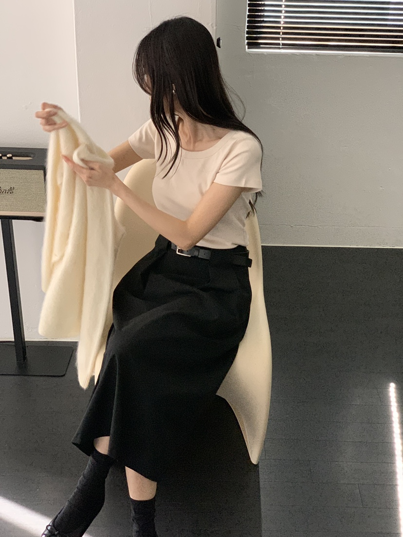 LE RIVE韓國直郵女裝新款休閑真品時尚推薦人氣熱賣T恤LE RIVET恤