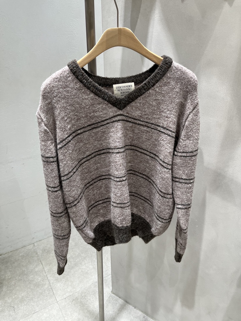 EVERCOMMERCE METICULOUSLY DESIGNED韓國代購女裝新款真品針織衫EVERCOMMERCE METICULOUSLY DESIGNED針織衫圖色3