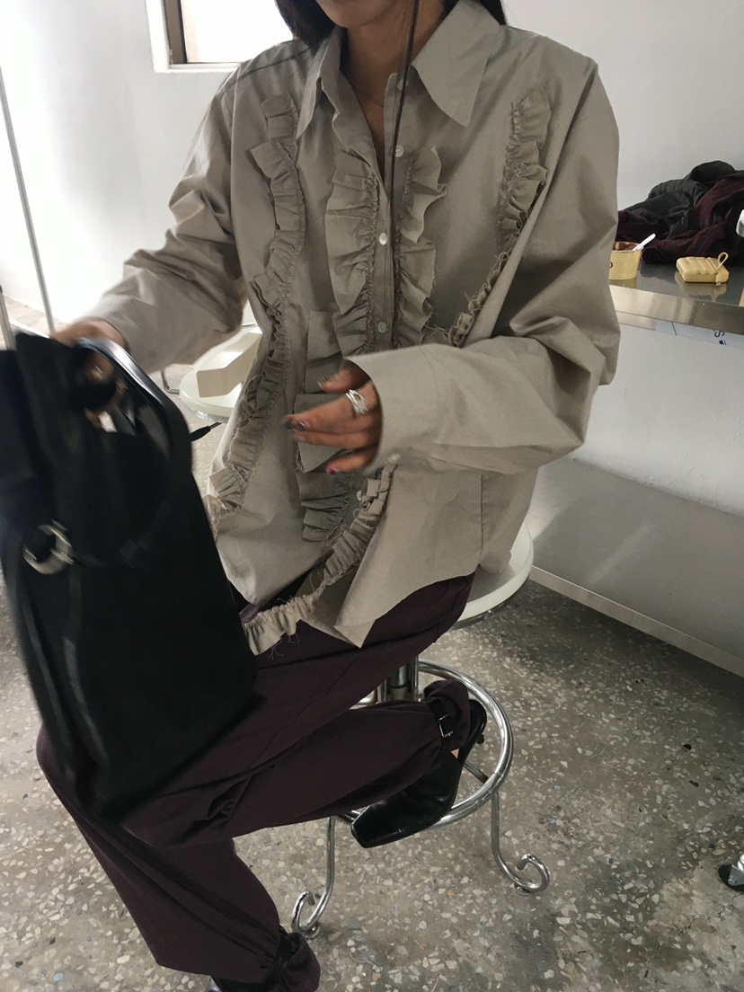 TREMA韓國代購女士新品推薦時尚熱賣休閑職業襯衫蕾絲衫褶邊TREMA襯衫/蕾絲衫