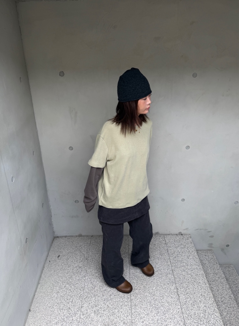 OLI SEOUL韓國代購女士新品人氣真品時尚熱賣長袖T恤撞色OLI SEOUL長袖T恤