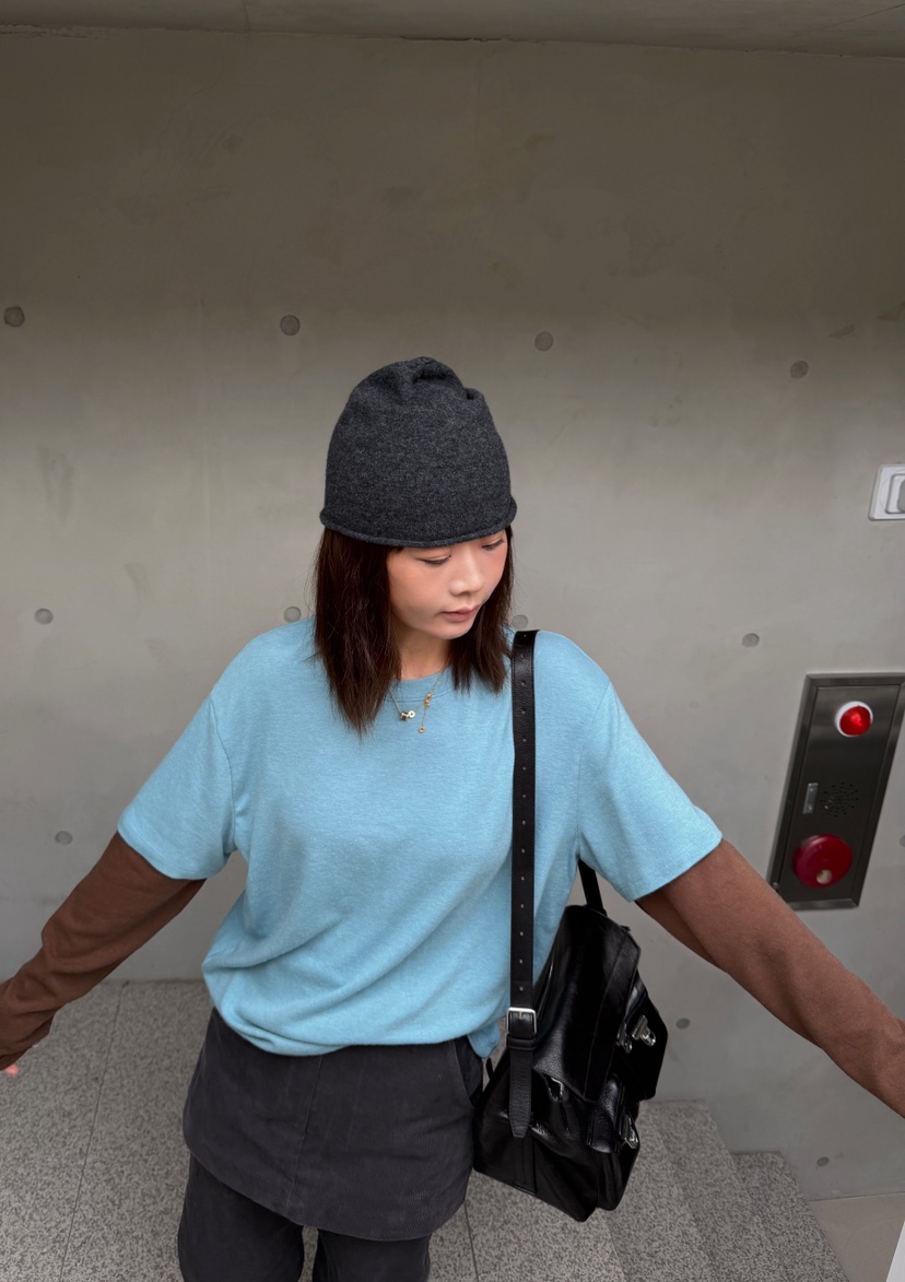 OLI SEOUL韓國代購女士新品人氣真品時尚熱賣長袖T恤撞色OLI SEOUL長袖T恤