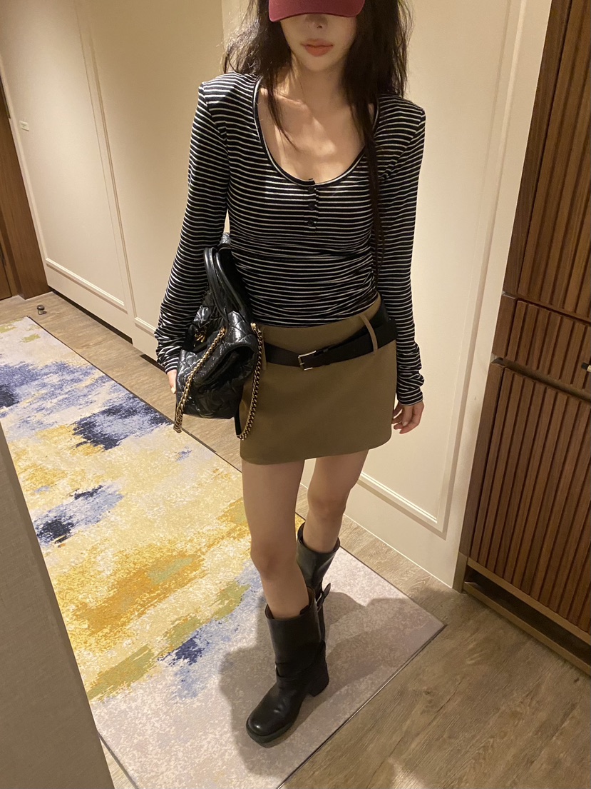 FOUREIGHT東大門代購女裝新品休閑熱賣真品人氣時尚長袖T恤FOUR EIGHT長袖T恤