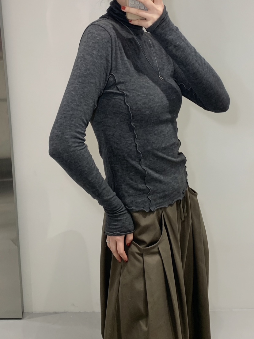 MOMENTUM東大門實拍女裝新款熱賣休閑人氣職業長袖T恤高領MOMENTUM長袖T恤