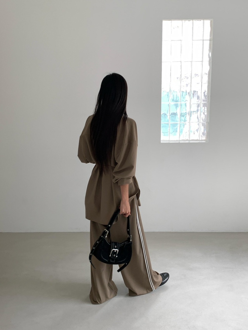 REVE CITE-L東大門代購女裝新款熱賣人氣襯衫蕾絲衫含腰繩REVE CITE-L襯衫/蕾絲衫