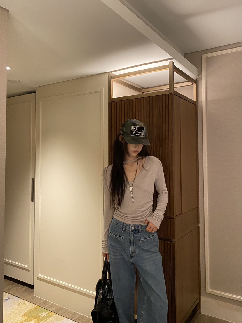 FOUREIGHT東大門實拍女裝新款熱賣時尚職業休閑長袖T恤褶皺FOUR EIGHT長袖T恤