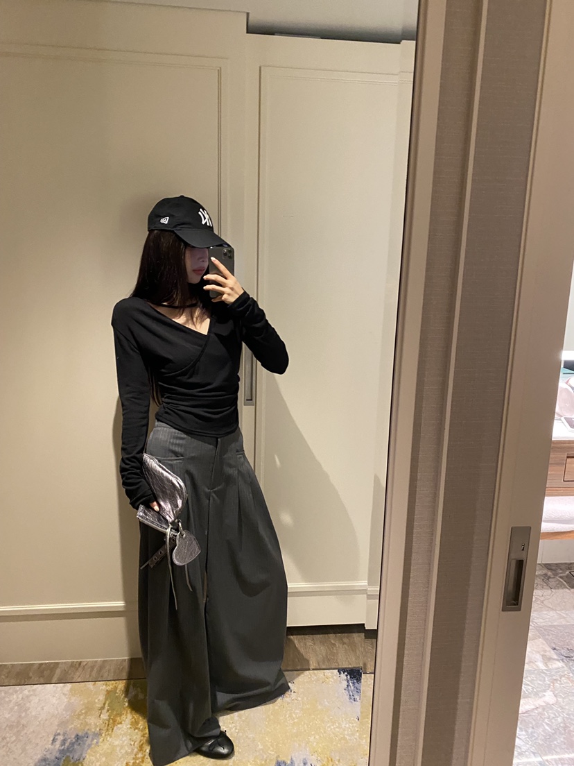 FOUREIGHT東大門實拍女裝新款熱賣時尚職業休閑長袖T恤褶皺FOUR EIGHT長袖T恤