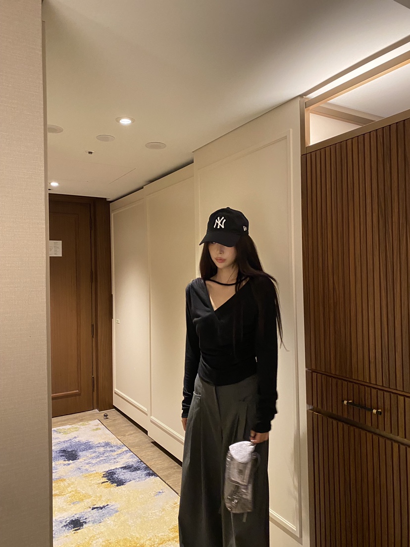 FOUREIGHT東大門實拍女裝新款熱賣時尚職業休閑長袖T恤褶皺FOUR EIGHT長袖T恤