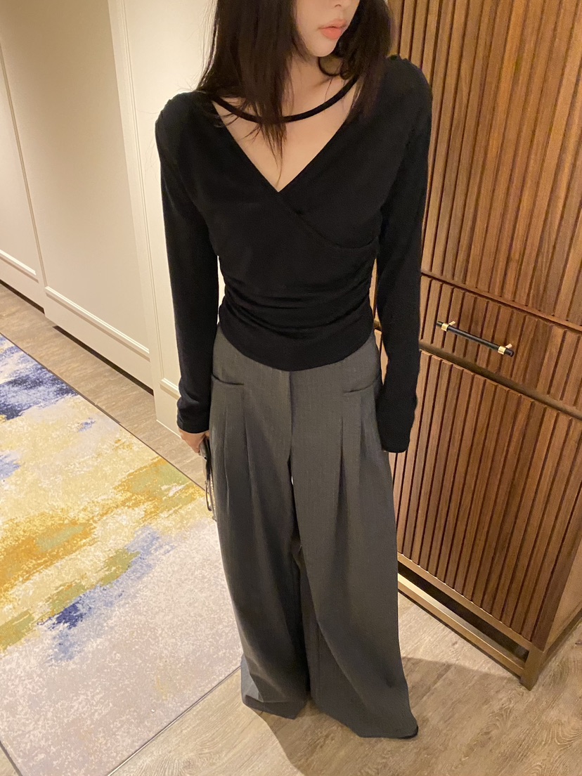 FOUREIGHT東大門實拍女裝新款熱賣時尚職業休閑長袖T恤褶皺FOUR EIGHT長袖T恤