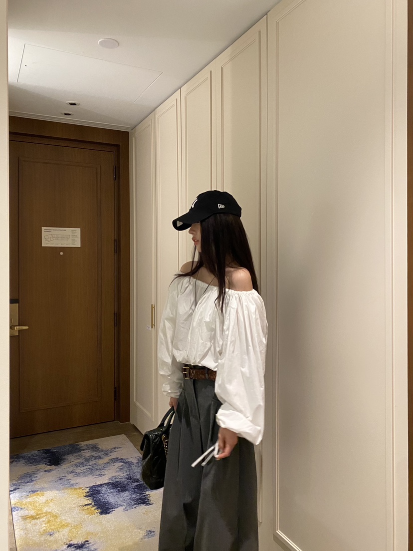 FOUREIGHT韓國代購女士新款職業推薦時尚熱賣真品襯衫蕾絲衫FOUR EIGHT襯衫/蕾絲衫