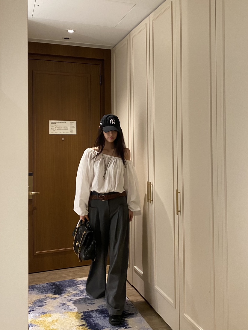 FOUREIGHT韓國代購女士新款職業推薦時尚熱賣真品襯衫蕾絲衫FOUR EIGHT襯衫/蕾絲衫