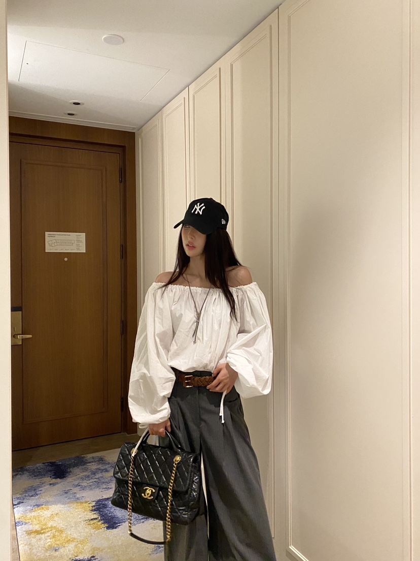 FOUREIGHT韓國代購女士新款職業推薦時尚熱賣真品襯衫蕾絲衫FOUR EIGHT襯衫/蕾絲衫